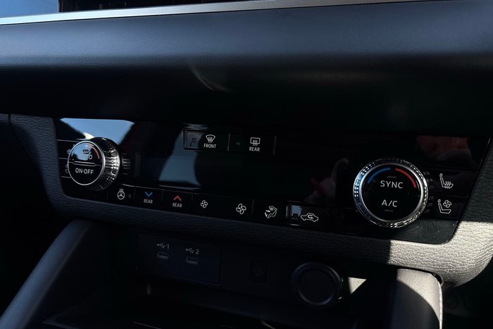 2025 Mitsubishi Outlander Exceed