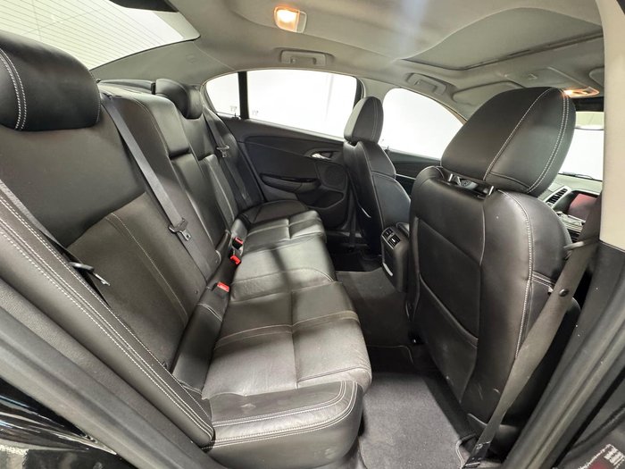 2016 Holden Commodore SS V Redline