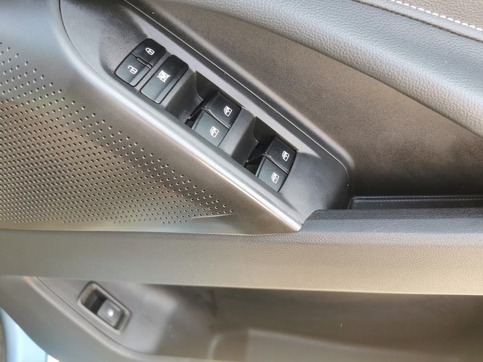 2023 LDV D90 Executive