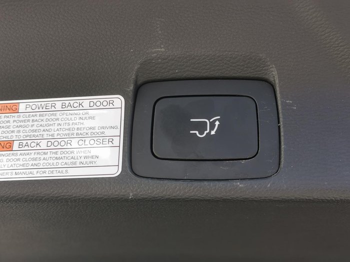 2023 LDV D90 Executive