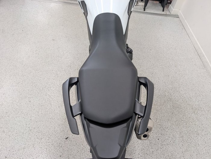 2025 Honda CB500XA (NX500) White