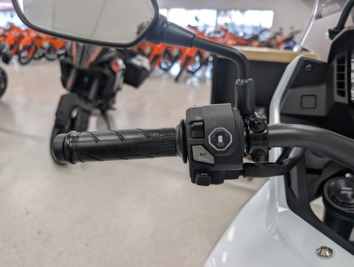 2025 Honda CB500XA (NX500) White