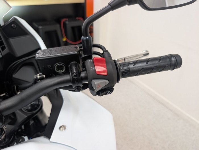 2025 Honda CB500XA (NX500) White