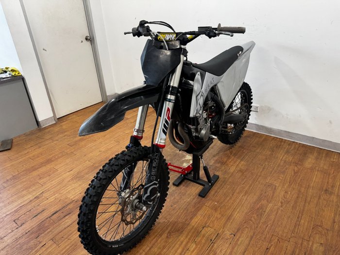 2022 Ktm 450 SX-F ORANGE