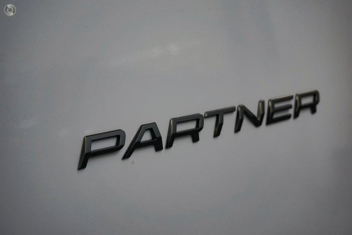 2025 Peugeot Partner Pro K9 MY26 Ice White