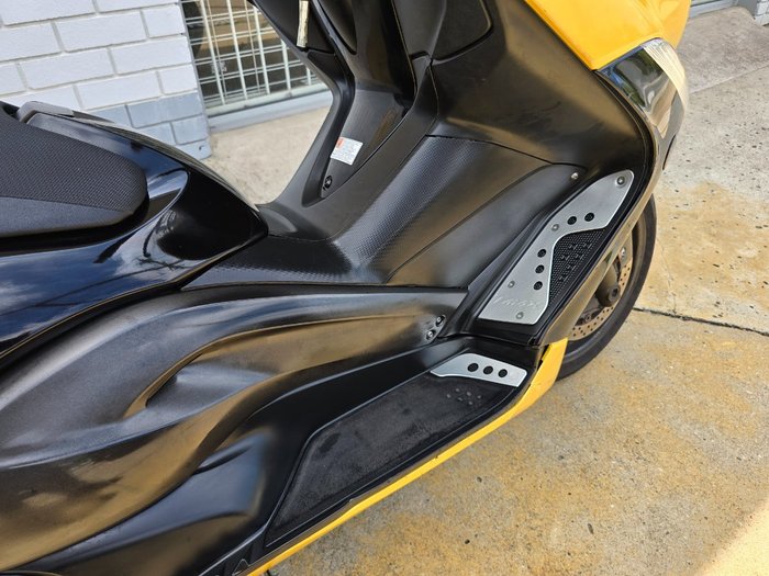 2009 YAMAHA TMAX 500 (XP500) Yellow