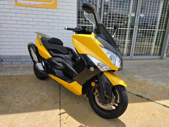2009 YAMAHA TMAX 500 (XP500) Yellow