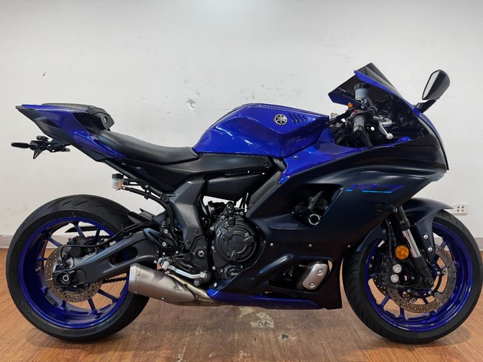 2022 Yamaha YZF-R7LA Black