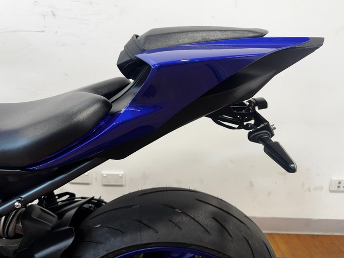 2022 Yamaha YZF-R7LA Black