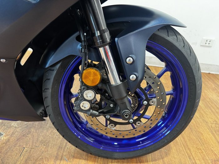 2022 Yamaha YZF-R7LA Black