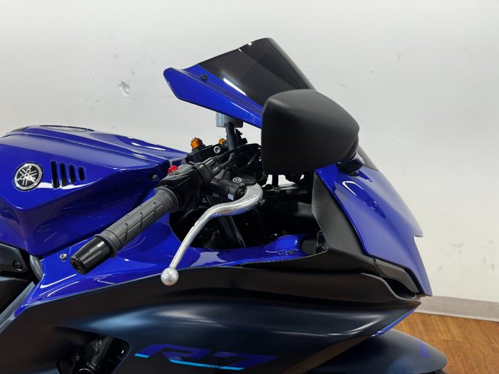 2022 Yamaha YZF-R7LA Black