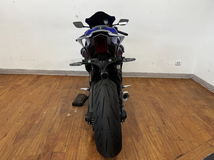 2022 Yamaha YZF-R7LA Black