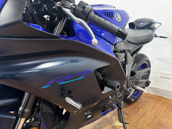 2022 Yamaha YZF-R7LA Black