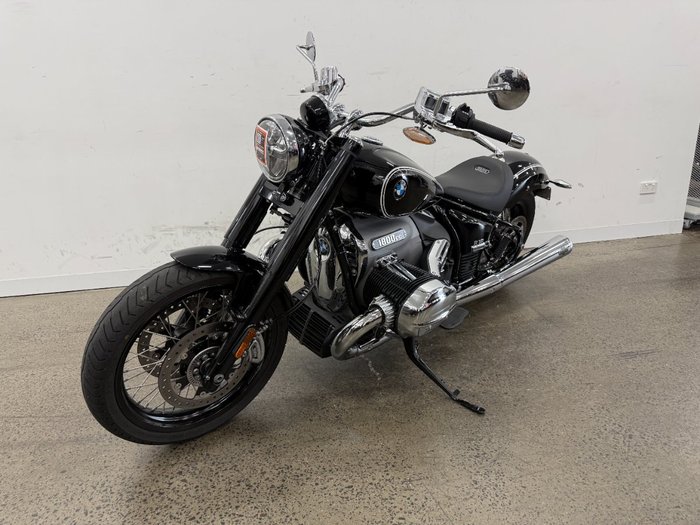 2021 BMW Motorrad R 18 Black