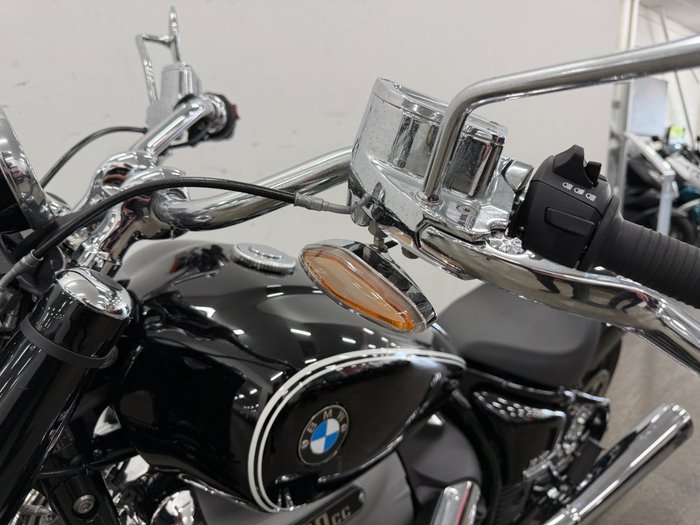 2021 BMW Motorrad R 18 Black