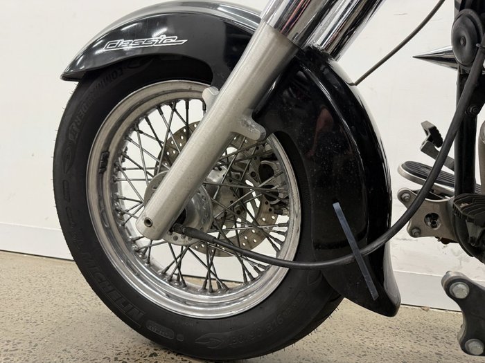 2014 Yamaha XVS650 V-STAR CUSTOM Black