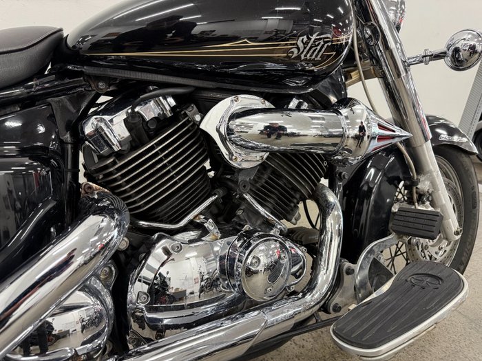 2014 Yamaha XVS650 V-STAR CUSTOM Black
