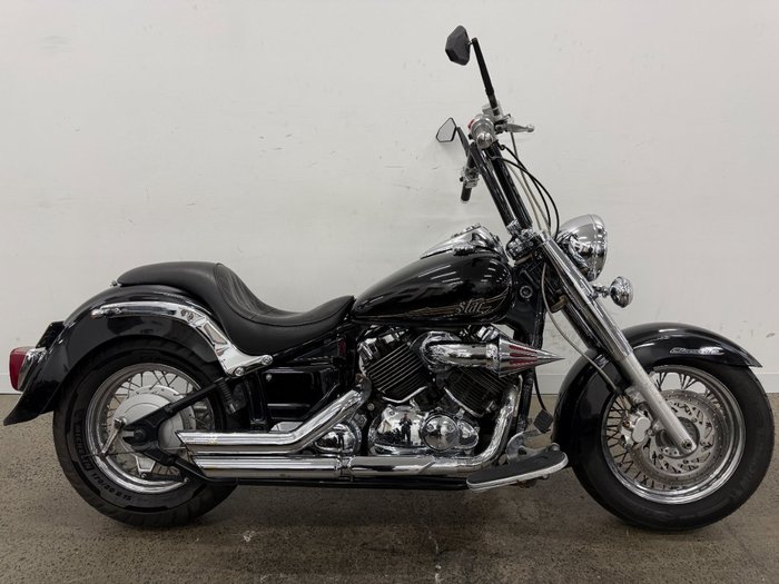 2014 Yamaha XVS650 V-STAR CUSTOM Black