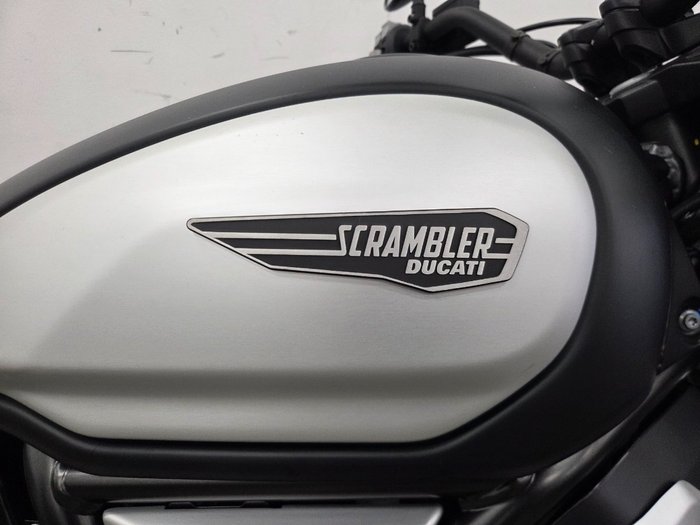 2023 DUCATI SCRAMBLER DARK PRO Black
