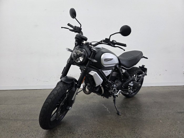2023 DUCATI SCRAMBLER DARK PRO Black