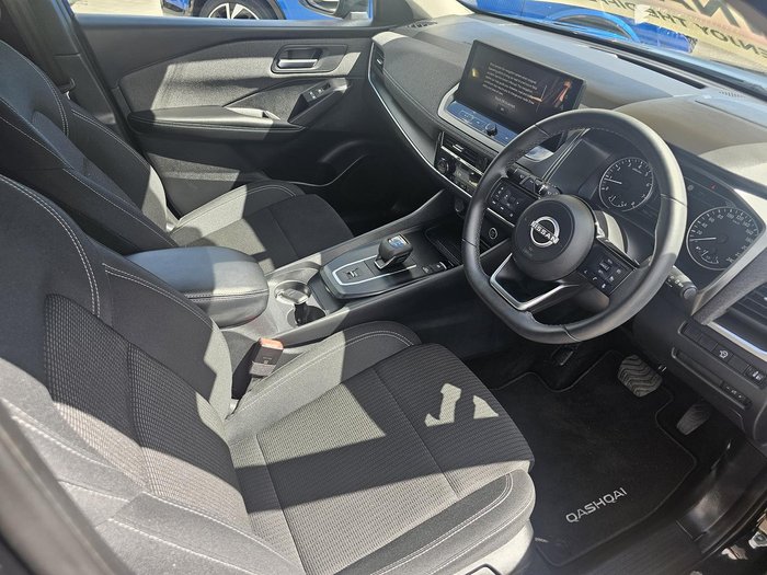 2025 Nissan QASHQAI ST-L