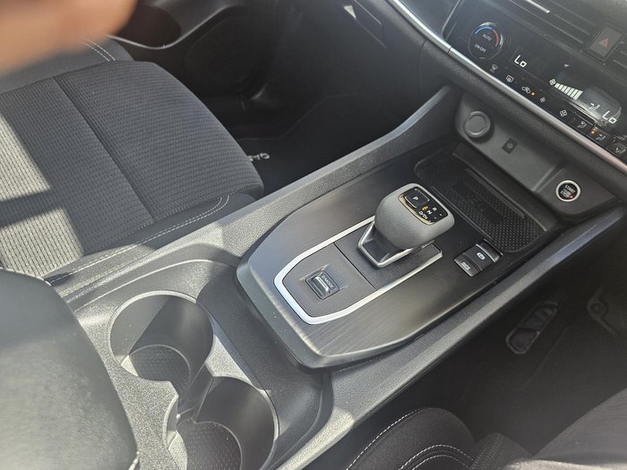 2025 Nissan QASHQAI ST-L