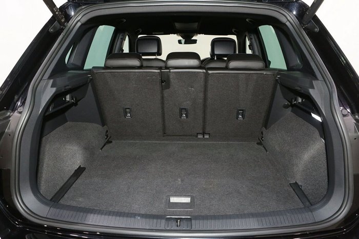 2023 Volkswagen Tiguan R