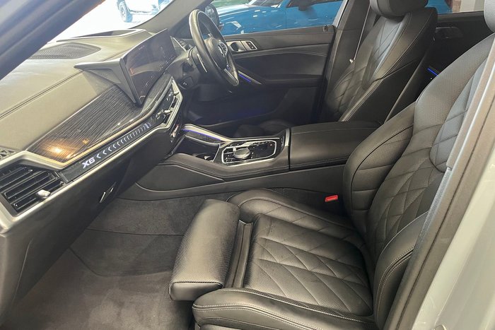 2023 BMW X6 xDrive40i M Sport