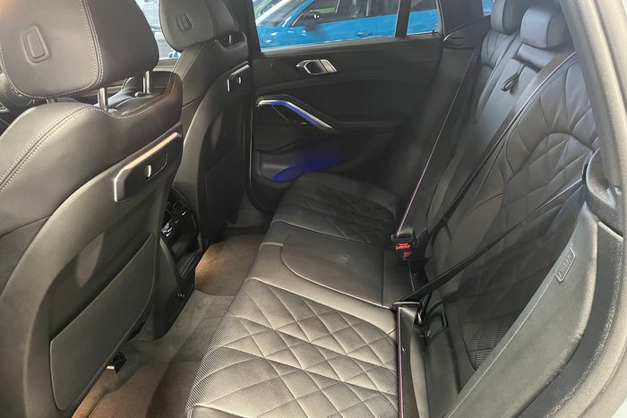 2023 BMW X6 xDrive40i M Sport