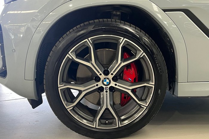 2023 BMW X6 xDrive40i M Sport