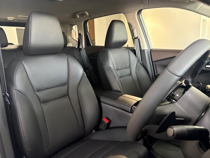 2025 Nissan X-TRAIL ST-L