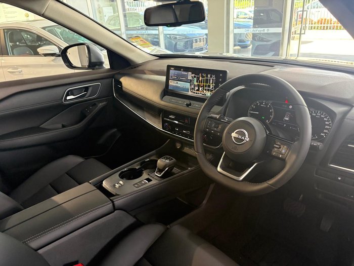 2025 Nissan X-TRAIL ST-L