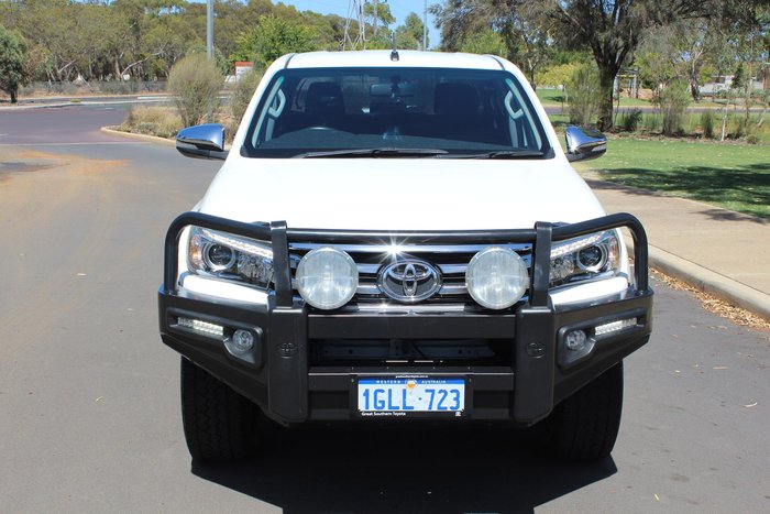 2017 Toyota Hilux SR5
