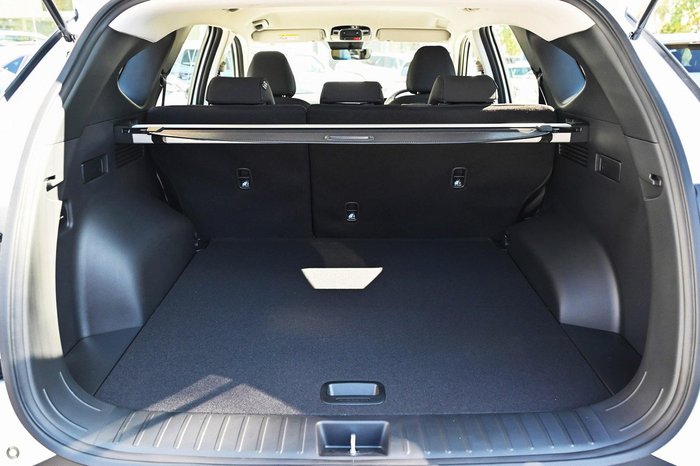 2025 Hyundai Tucson NX4.V4 MY26 White Cream