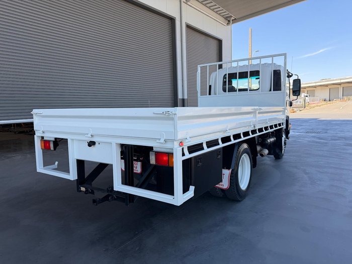 2013 Isuzu F Series FSS 550 4x4