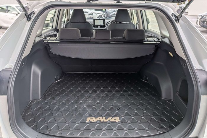2022 Toyota RAV4 GX