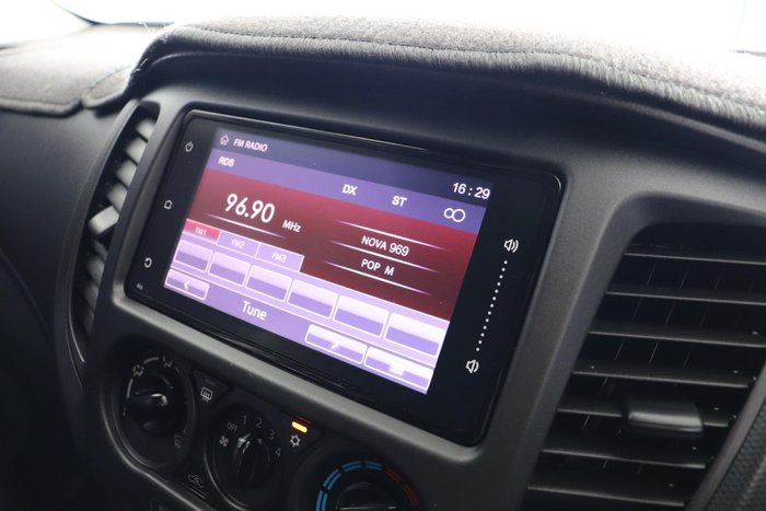 2023 Mitsubishi Triton GLX+