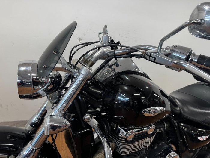 2009 Triumph THUNDERBIRD BLACK