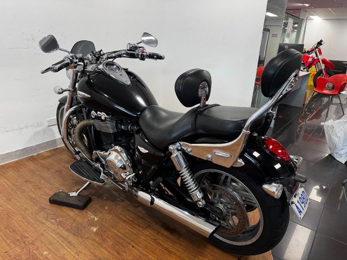 2009 Triumph THUNDERBIRD BLACK