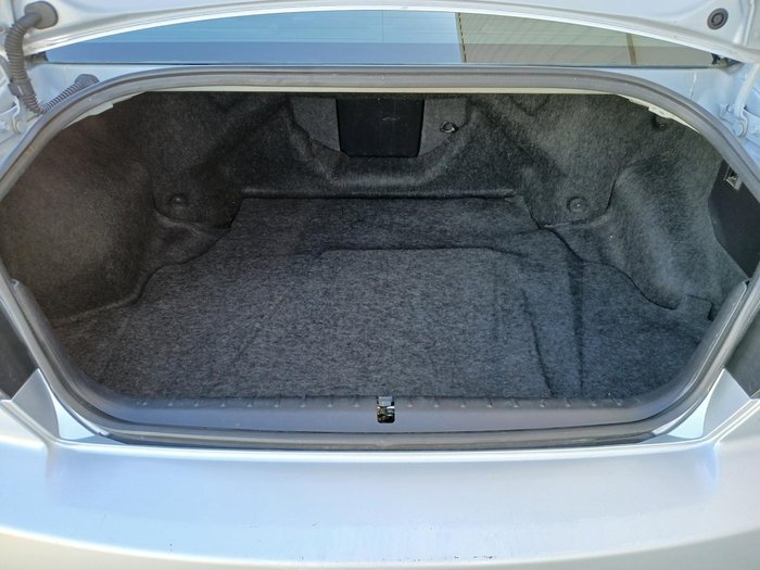 2006 Mitsubishi 380 SX DB Series 2 Platinum