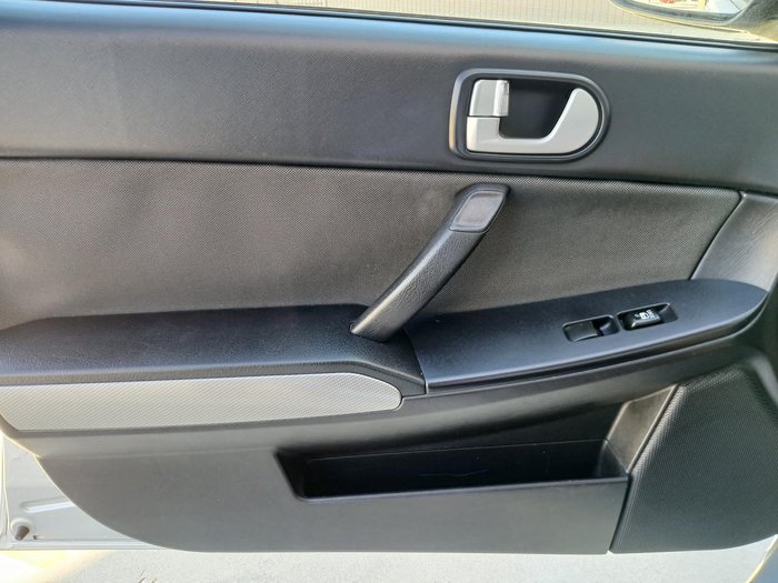 2006 Mitsubishi 380 SX DB Series 2 Platinum