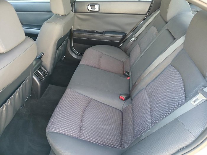 2006 Mitsubishi 380 SX DB Series 2 Platinum