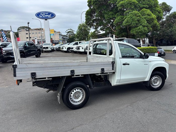 2021 Mitsubishi Triton GLX