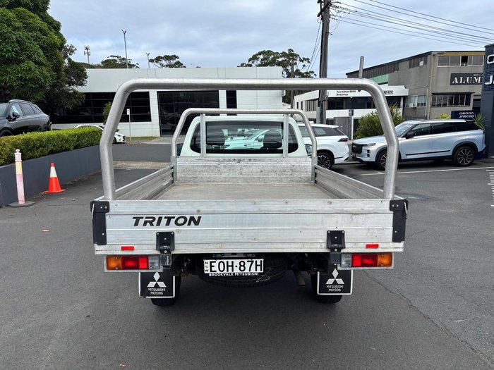 2021 Mitsubishi Triton GLX