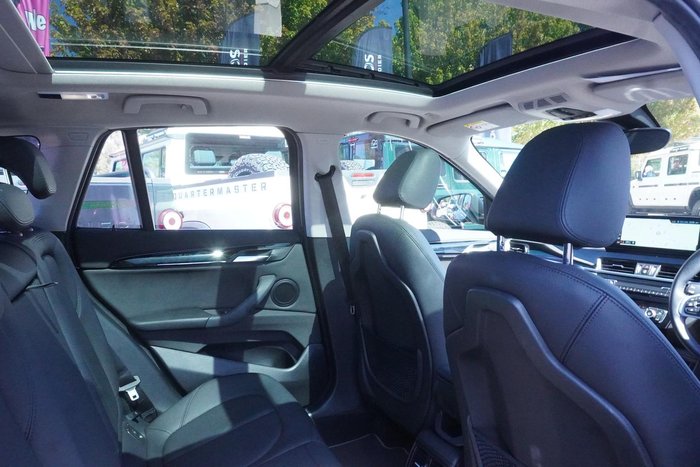 2021 BMW X1 sDrive20i