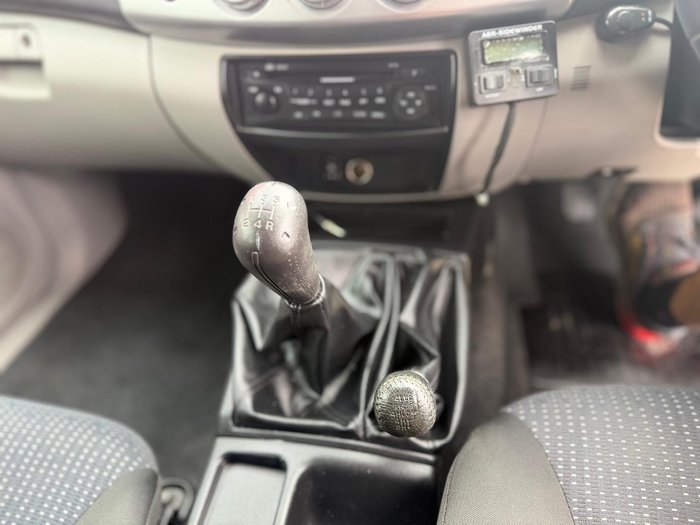 2013 Mitsubishi Triton GLX-R MN MY13 4X4 Dual Range Brown