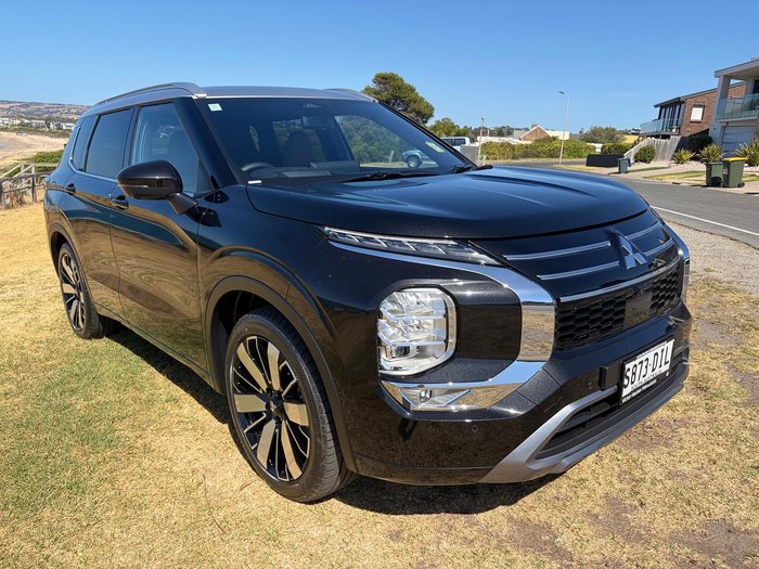 2025 Mitsubishi Outlander Exceed Tourer