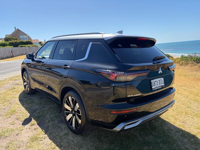 2025 Mitsubishi Outlander Exceed Tourer