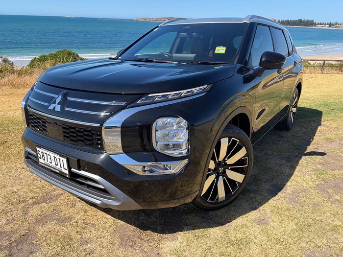 2025 Mitsubishi Outlander Exceed Tourer