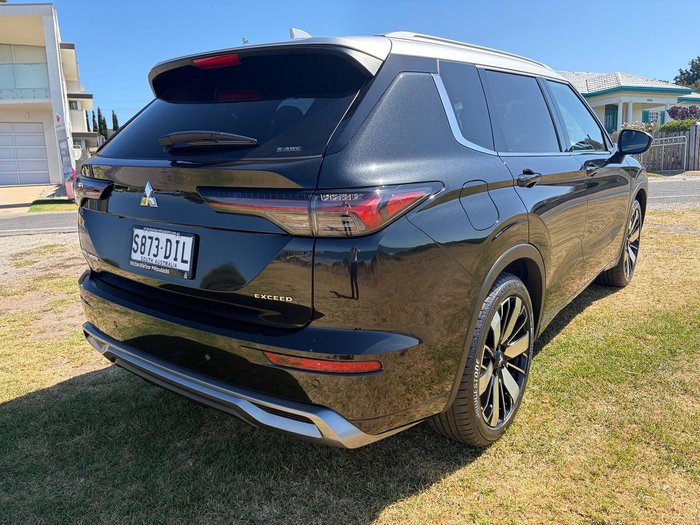 2025 Mitsubishi Outlander Exceed Tourer